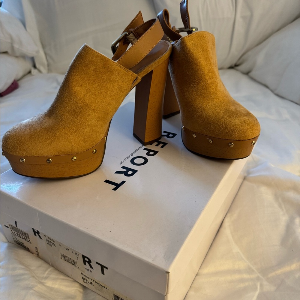 Report Women's Mule Platform Heels